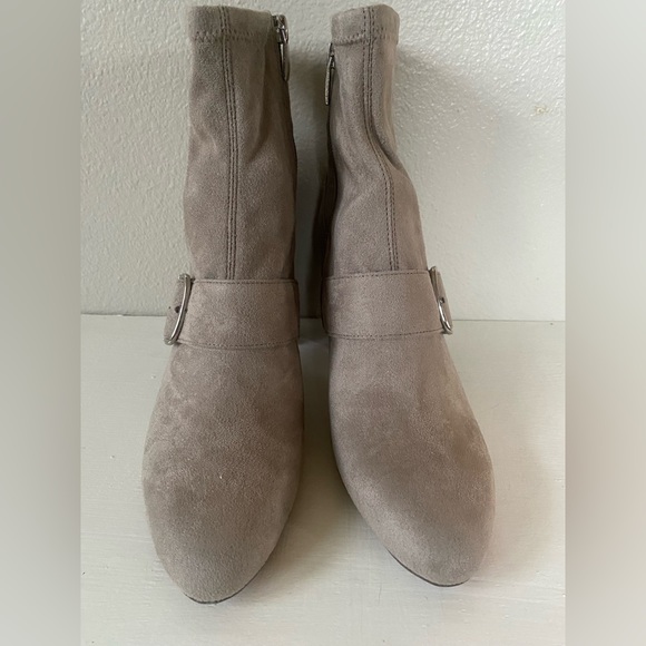 Franco Sarto Eugenia Bootie Grey Size 9 - Picture 3 of 9